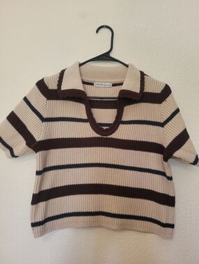 Zenana Outfitters Cream, Brown & Navy Striped V‑Neck Collared Crop Knit Sweater